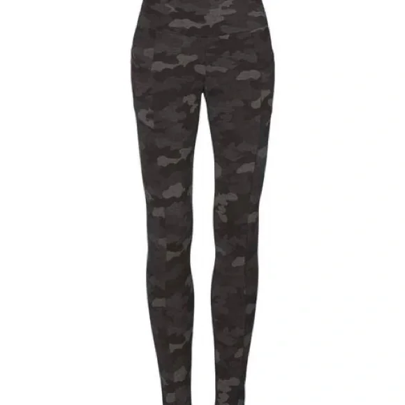 Cabi ATC Gray Camo Side-Seam Pocket Leggings - active wear - Picture 1 of 5